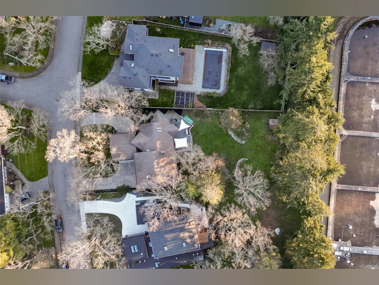 3456 Plymouth Road, Oak Bay, BC, V8P 4X4 - 6
