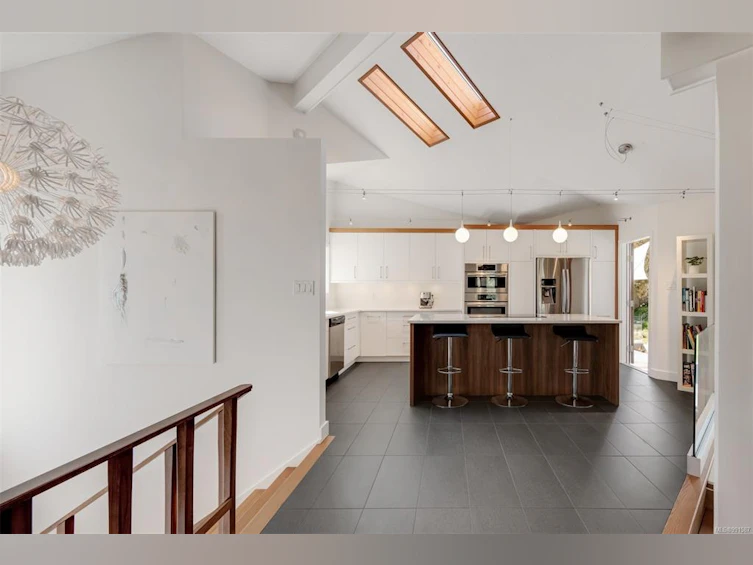 3456 Plymouth Road, Oak Bay, BC, V8P 4X4 - 23