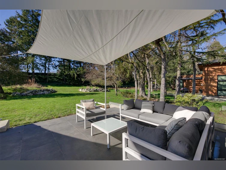 3456 Plymouth Road, Oak Bay, BC, V8P 4X4 - 32
