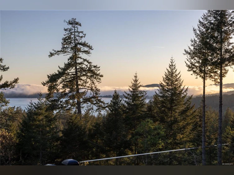 4948 Nagle Road, Sooke, BC, V9Z 1C7 - 2