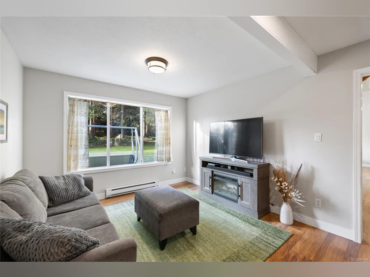 444 Mill Road, Qualicum Beach, BC, V9K 1J6 - 5