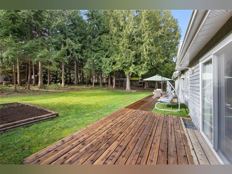 444 Mill Road, Qualicum Beach, BC, V9K 1J6 - 10