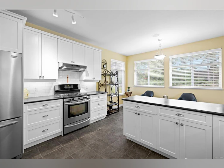 1406 Gabriola Drive, Parksville, BC, V9P 2Y5 - 5