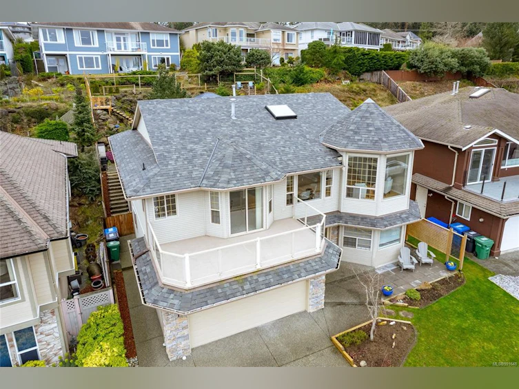6585 Golden Eagle Way, Nanaimo, BC, V9V 1P8