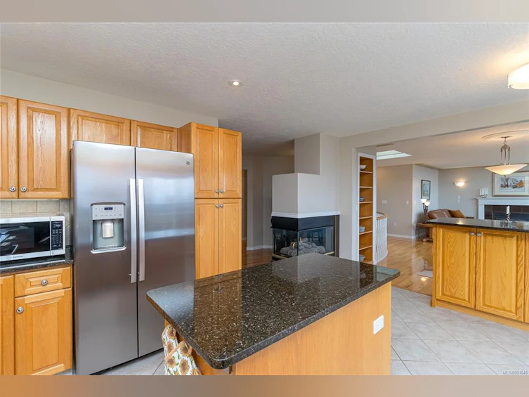 6585 Golden Eagle Way, Nanaimo, BC, V9V 1P8 - 20