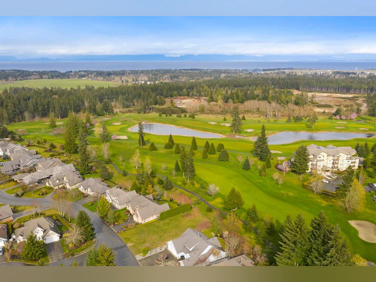3358 Majestic Drive, Courtenay, BC, V9N 9X6 - 9