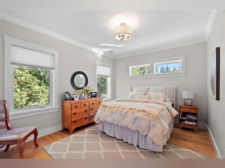 1958 Llewellyn Place, North Saanich, BC, V8L 1G5 - 34