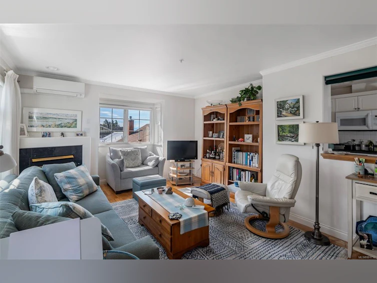 201-364 Moss Street, Victoria, BC, V8V 4N1 - 4