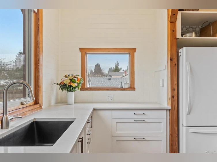 2775 Maryport Avenue, Cumberland, BC, V0R 1S0 - 15