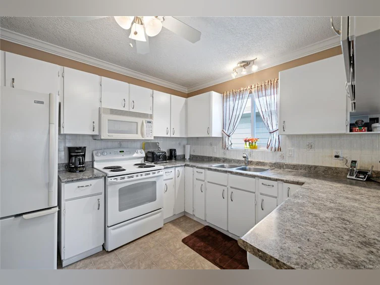 4671 Burke Road, Port Alberni, BC, V9Y 5P2 - 6