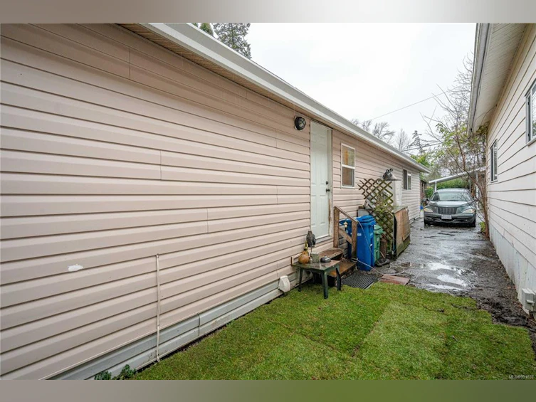 7-1201 Craigflower Road, Esquimalt, BC, V9A 2X9 - 30