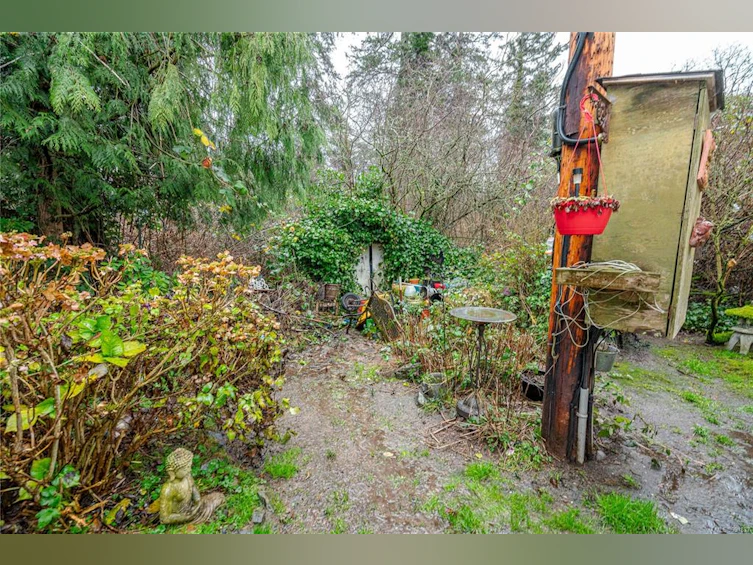 7-1201 Craigflower Road, Esquimalt, BC, V9A 2X9 - 31