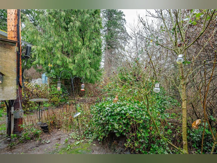 7-1201 Craigflower Road, Esquimalt, BC, V9A 2X9 - 32
