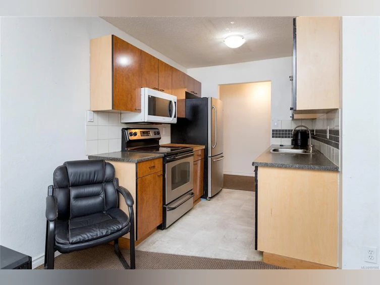 205-848 Esquimalt Road, Esquimalt, BC, V9A 6W9 - 8