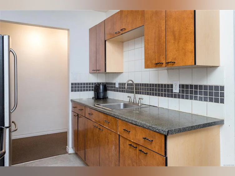 205-848 Esquimalt Road, Esquimalt, BC, V9A 6W9 - 10