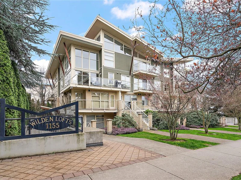 207 - 1155 Yates Street, Victoria BC V8V 3N1