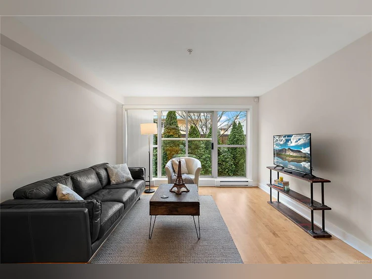 207-1155 Yates Street, Victoria, BC, V8V 3N1 - 4