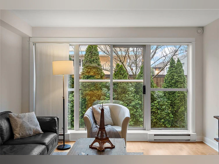 207-1155 Yates Street, Victoria, BC, V8V 3N1 - 6
