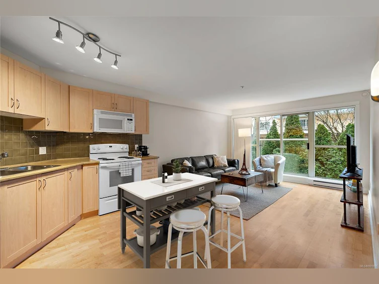 207-1155 Yates Street, Victoria, BC, V8V 3N1 - 12