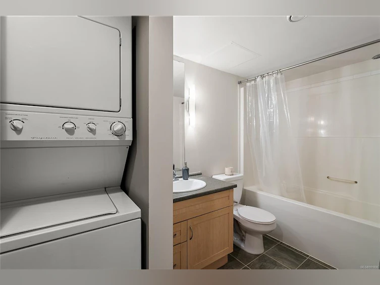 207-1155 Yates Street, Victoria, BC, V8V 3N1 - 16