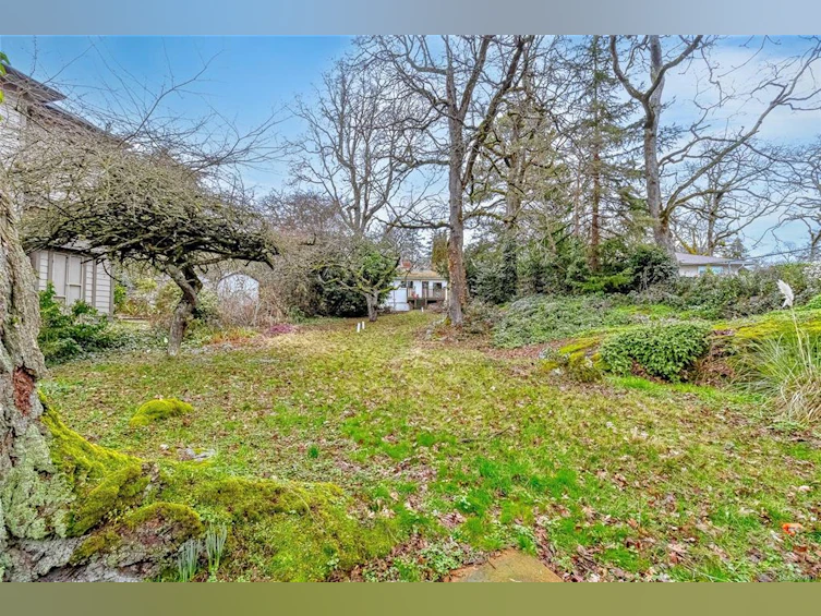 Lot N W Burnside Road, Saanich, BC, V8Z 1N4 - 8
