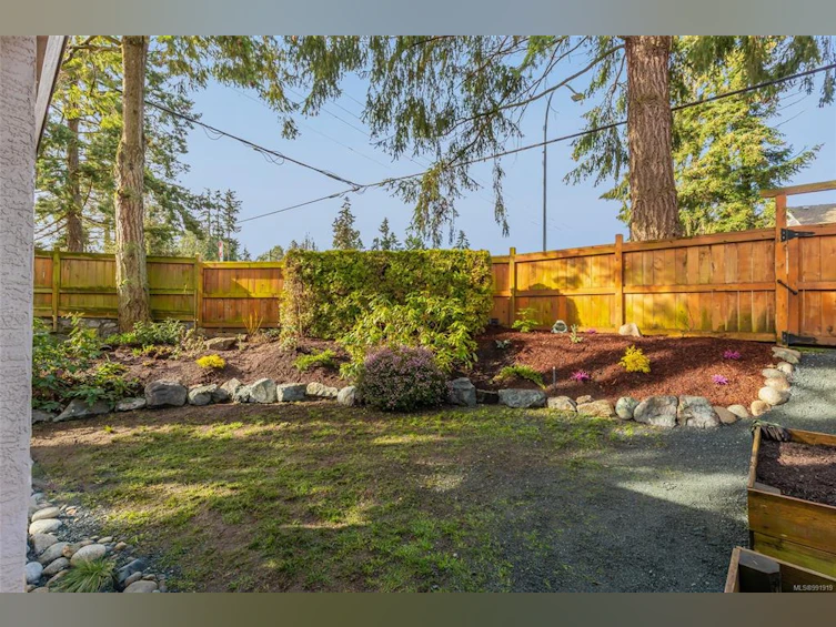 5-290 S Corfield Street, Parksville, BC, V9P 2G4 - 2
