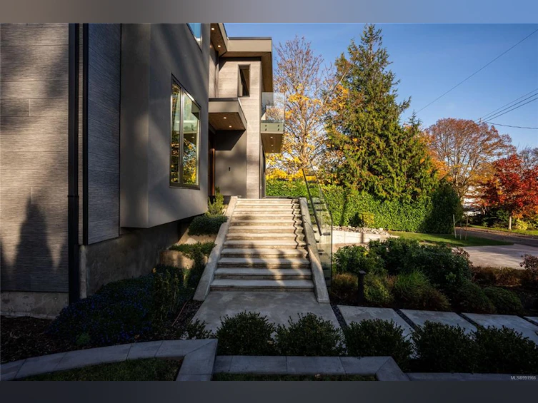 374 Sunset Avenue, Oak Bay, BC, V8S 4L2 - 62