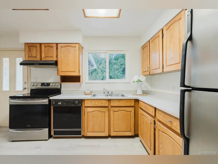 5957 Deuchars Drive, Duncan, BC, V9L 1L5 - 12