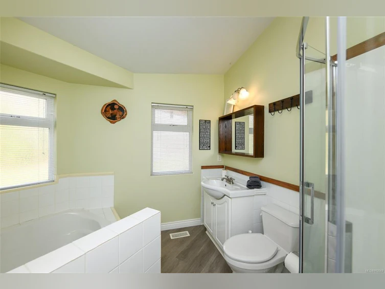 2500 Brookswood Place, Courtenay, BC, V9N 9M7 - 25
