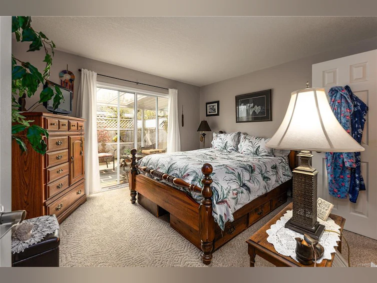239 Fifth Avenue, Qualicum Beach, BC, V9K 1S2 - 21