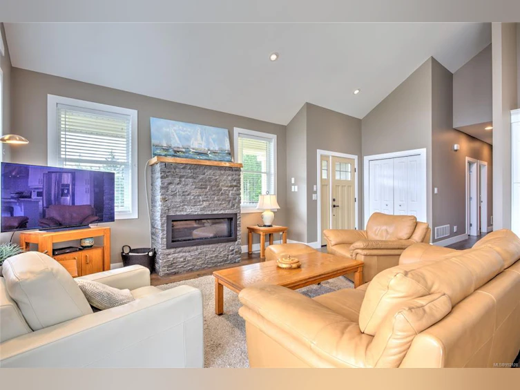 422 Mountain View Drive, Lake Cowichan, BC, V0R 2G0 - 10