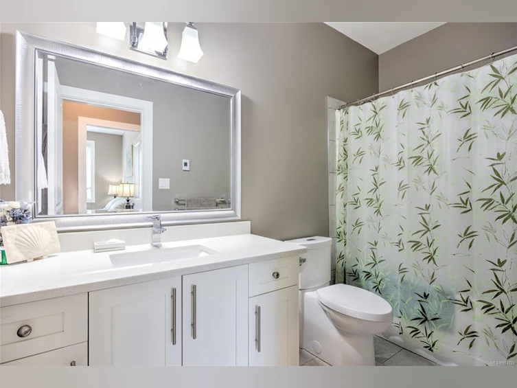 422 Mountain View Drive, Lake Cowichan, BC, V0R 2G0 - 20