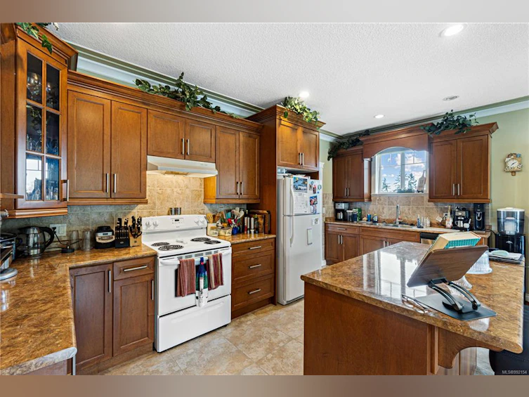 7900 W Clark Drive, Nanaimo, BC, V0R 2H0 - 22