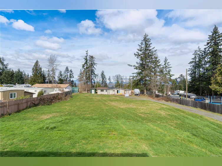 7900 W Clark Drive, Nanaimo, BC, V0R 2H0 - 33