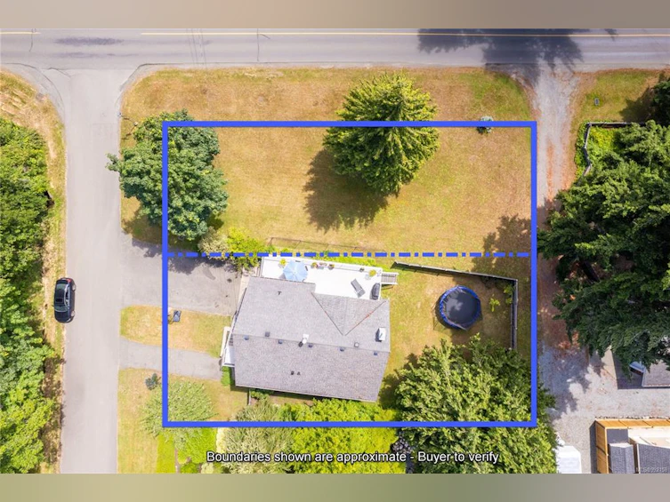 365 W First Avenue, Qualicum Beach, BC, V9K 1H6 - 11