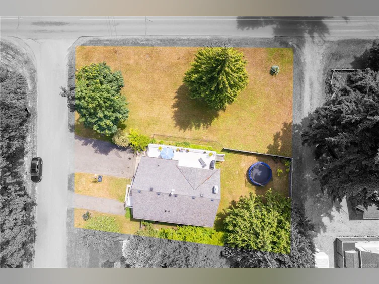 365 W First Avenue, Qualicum Beach, BC, V9K 1H6 - 16