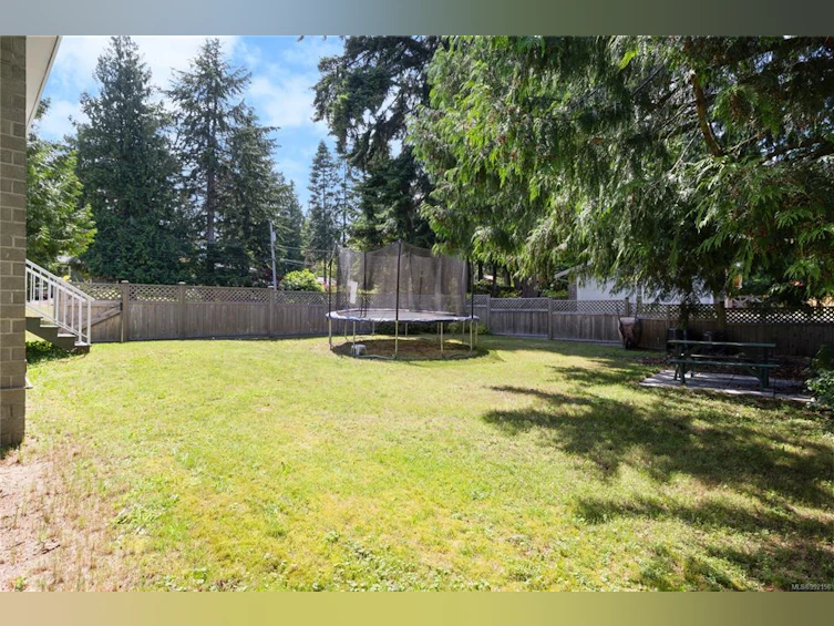 365 W First Avenue, Qualicum Beach, BC, V9K 1H6 - 41