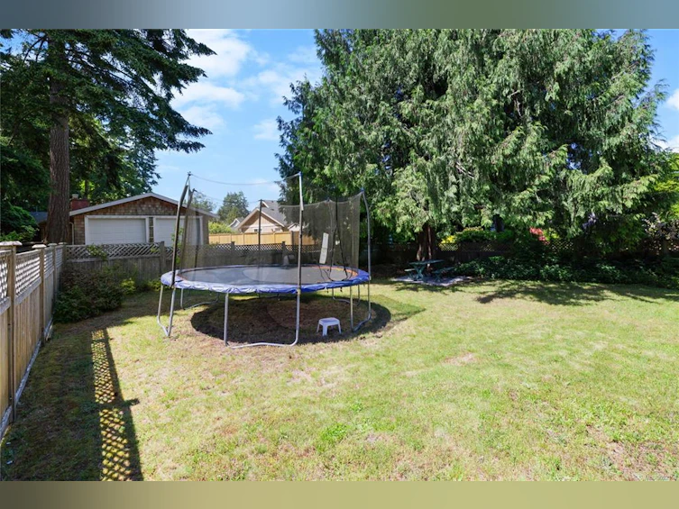 365 W First Avenue, Qualicum Beach, BC, V9K 1H6 - 43
