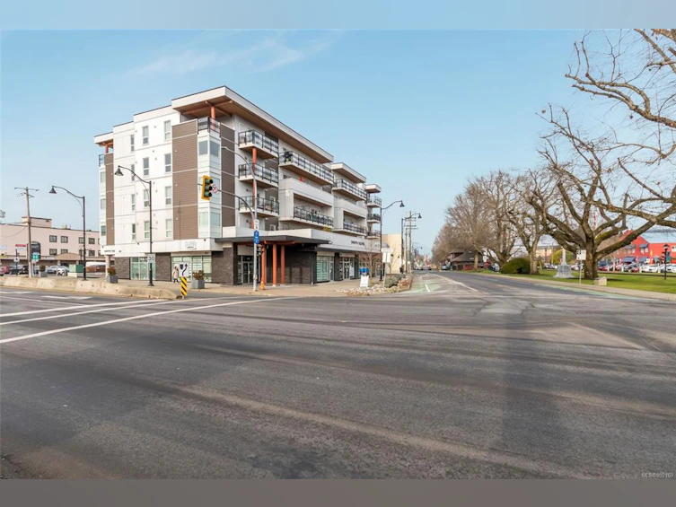 305-15 Canada Avenue, Duncan, BC, V9L 1T3 - 21