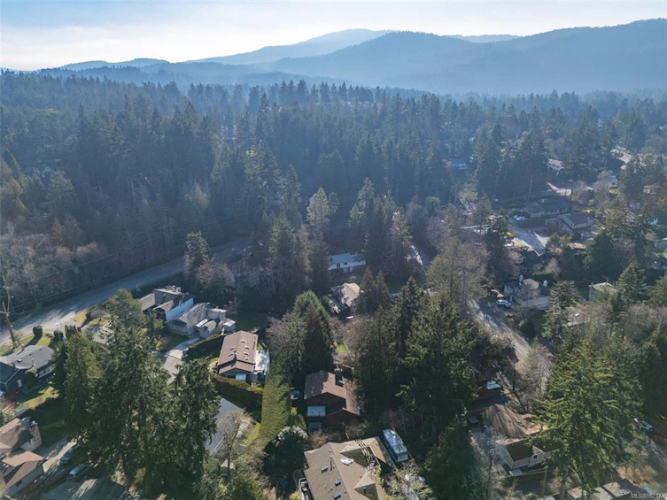 6913 Hagan Road, Central Saanich, BC, V8M 1B2 - 81
