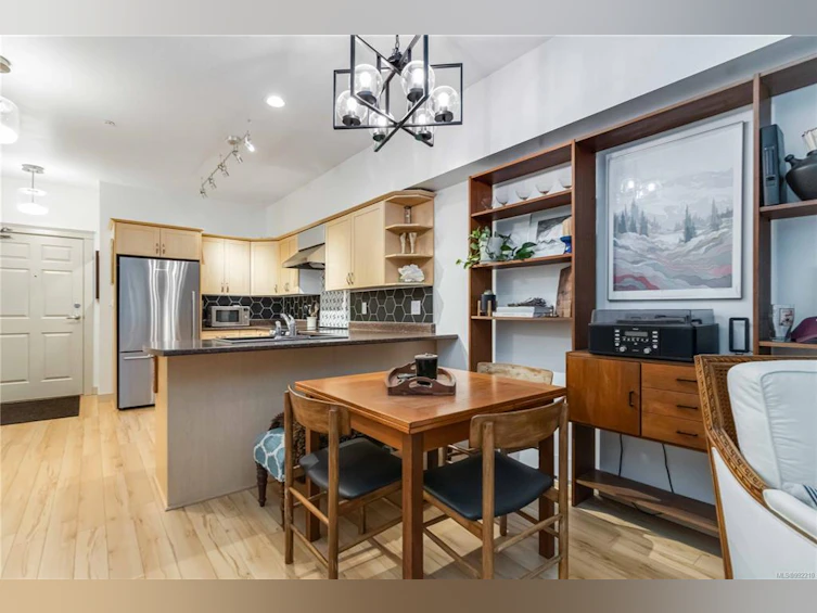 203-360 Goldstream Avenue, Colwood, BC, V9B 2W3 - 7
