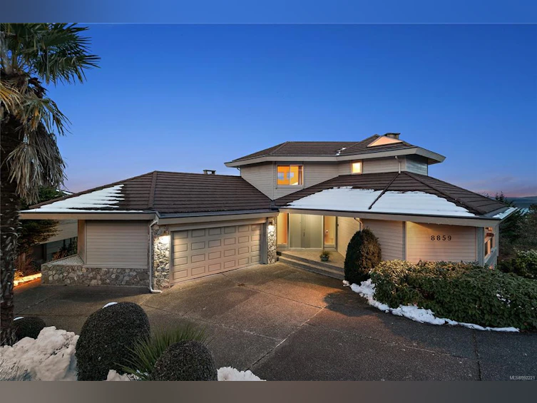 8859 Park Pacific Terrace, North Saanich, BC, V8L 4S1 - 8