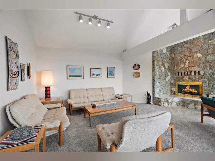8859 Park Pacific Terrace, North Saanich, BC, V8L 4S1 - 13