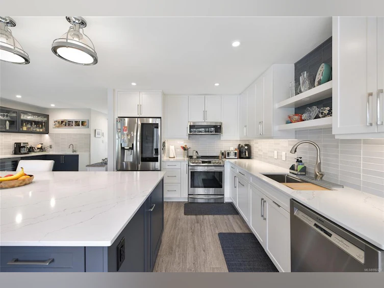 206-1 Buddy Road, View Royal, BC, V9B 1V6 - 3