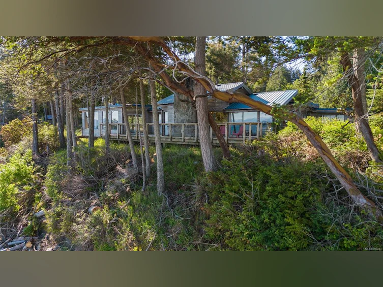6055 Maclean Road, Hornby Island, BC, V0R 1Z0 - 4