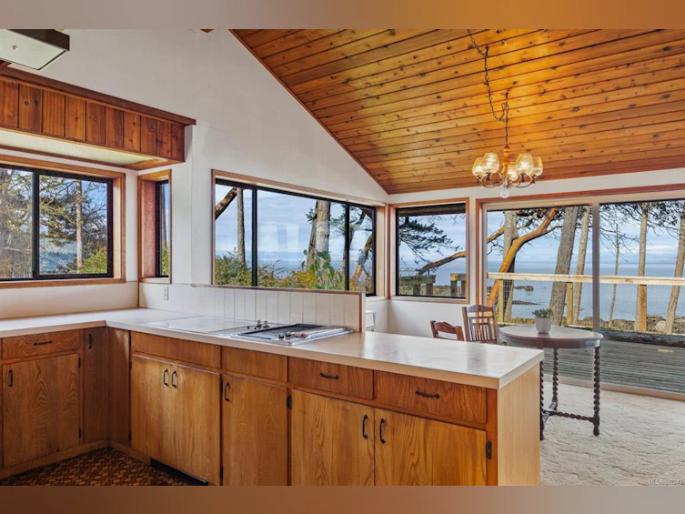 6055 Maclean Road, Hornby Island, BC, V0R 1Z0 - 17