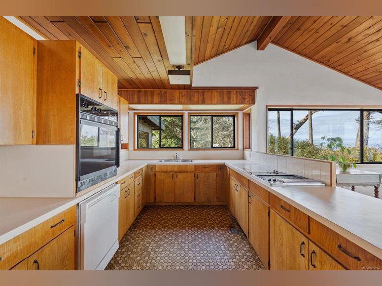 6055 Maclean Road, Hornby Island, BC, V0R 1Z0 - 19