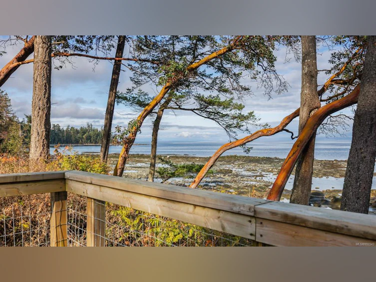 6055 Maclean Road, Hornby Island, BC, V0R 1Z0 - 31