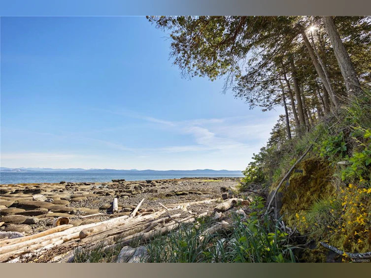 6055 Maclean Road, Hornby Island, BC, V0R 1Z0 - 36