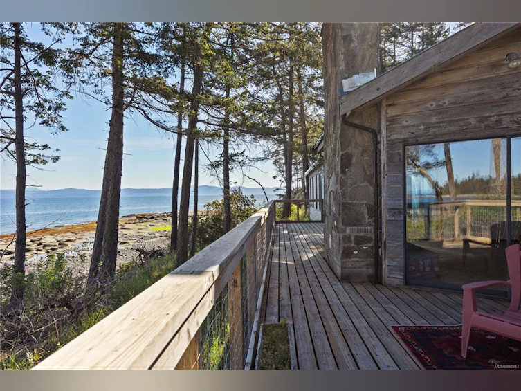 6055 Maclean Road, Hornby Island, BC, V0R 1Z0 - 38